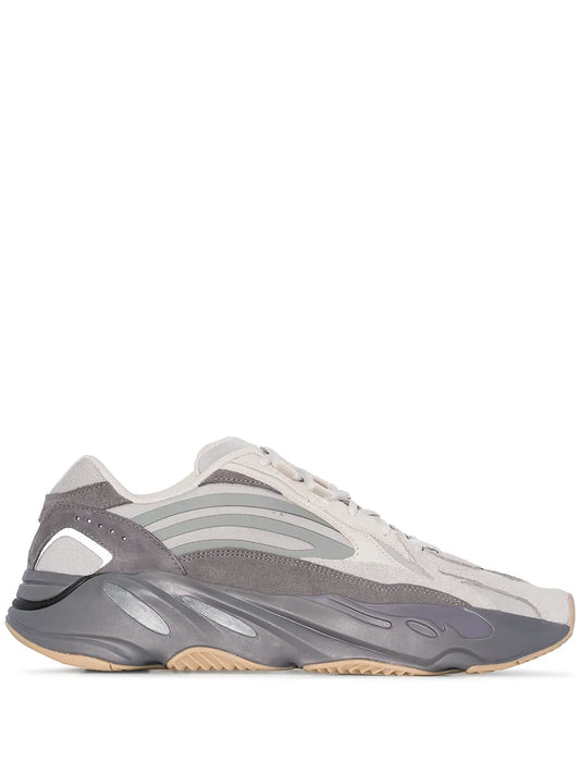 adidas Yeezy Boost 700 V2