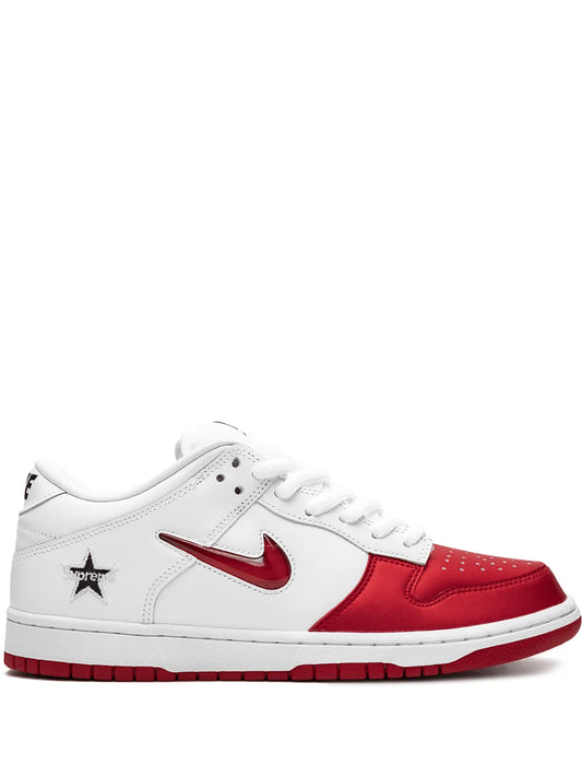 Nike X Supreme Sb Dunk Low