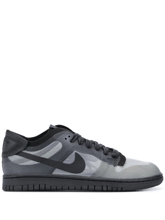 Nike X Comme Des Gar ns Dunk Sneakers