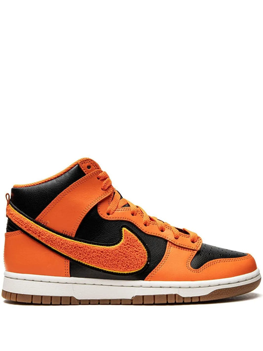 Nike Dunk High Chenille - Safety Orange Sneakers