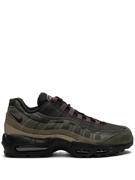 Nike Air Max 95 Black Earth Sneakers