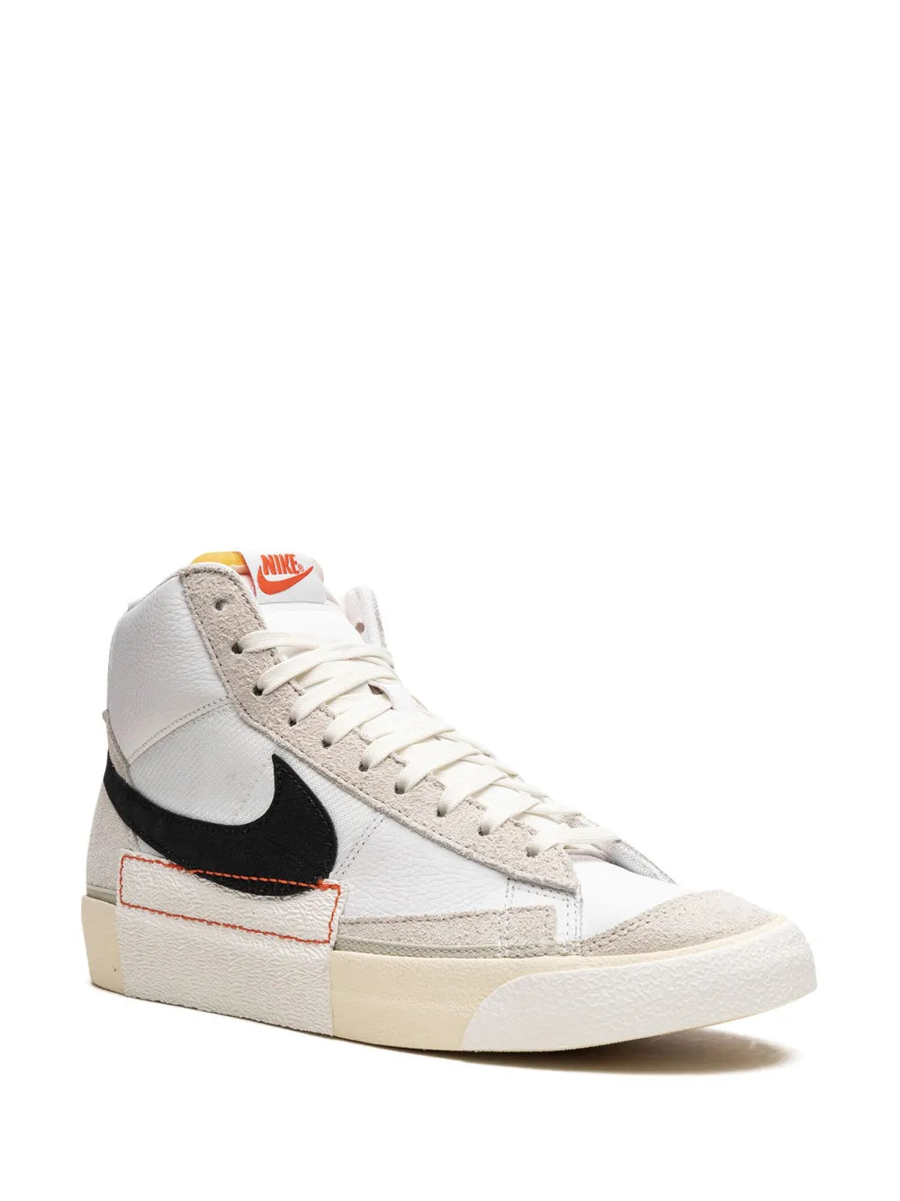 Nike Blazer Mid 77 Sneakers