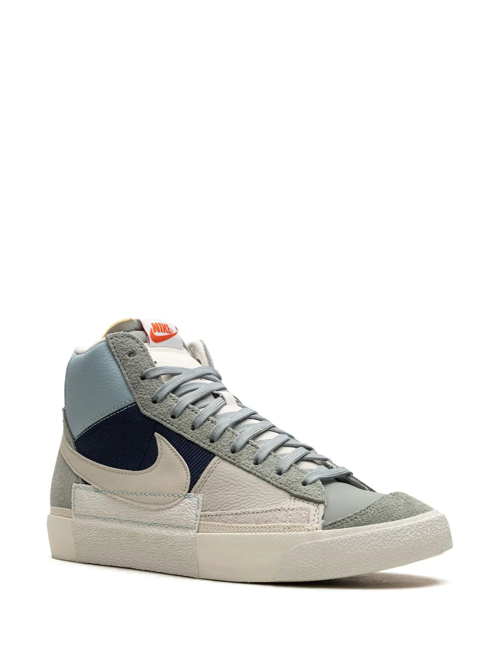 Nike Blazer Mid Pro Club Sneakers