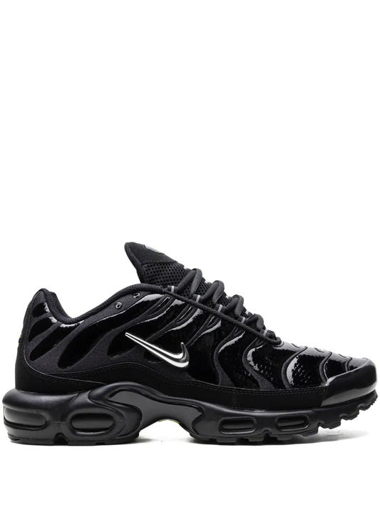 Nike Air Max Plus Metallic Black Sneakers
