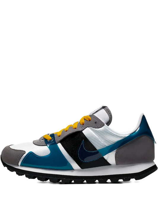 Nike V-Love O.X