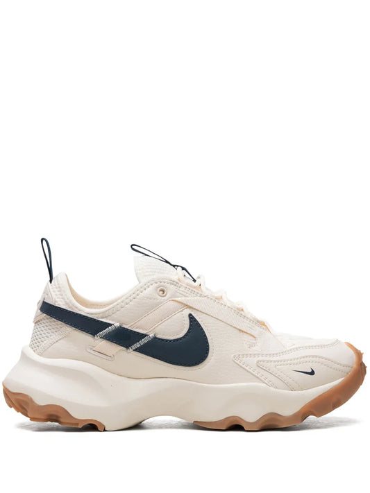 Nike Tc 7900