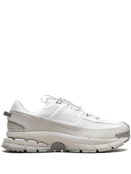 Nike Zoom Vomero Roam Sneakers