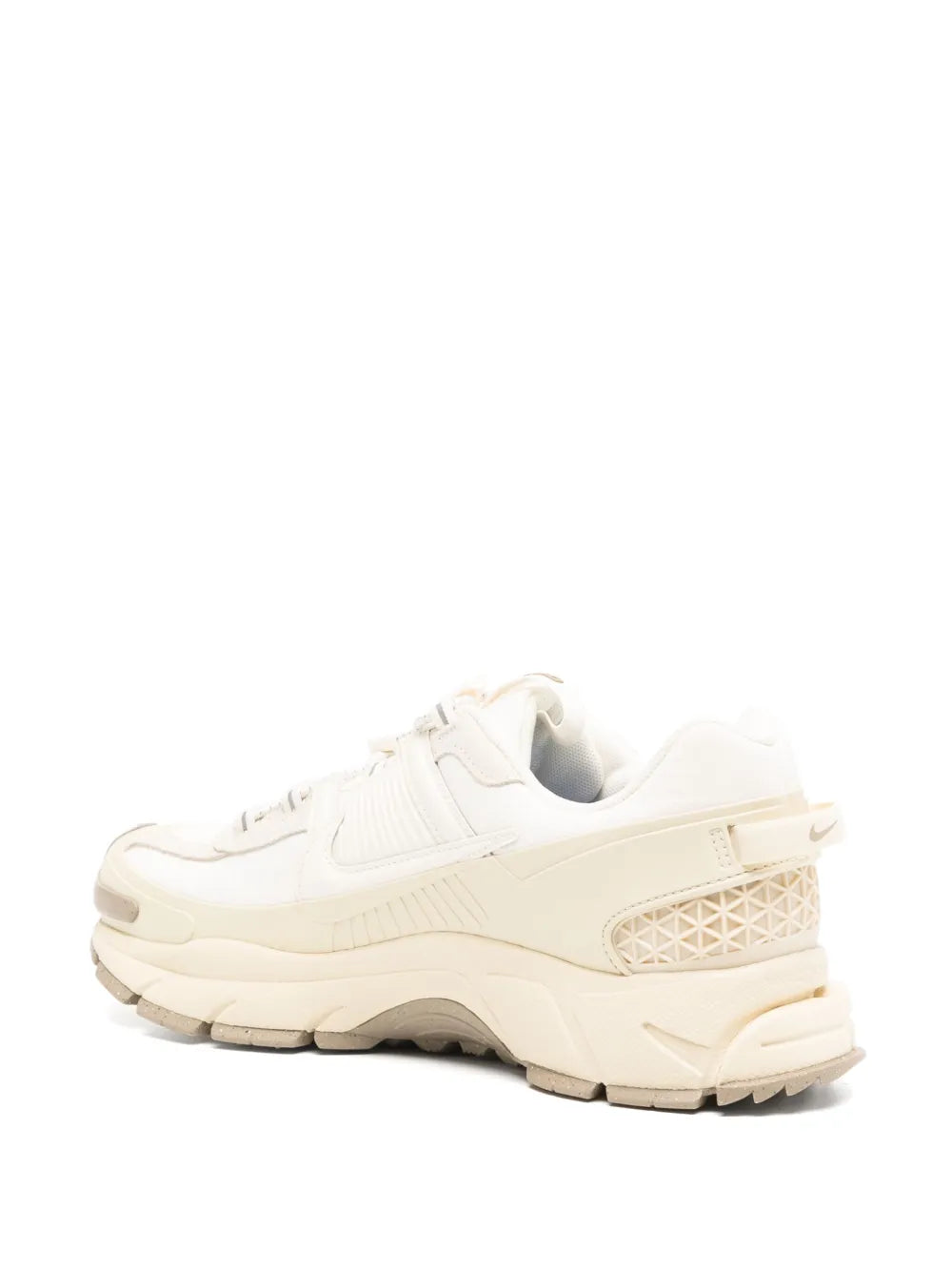 Nike Vomero Roam Sneakers