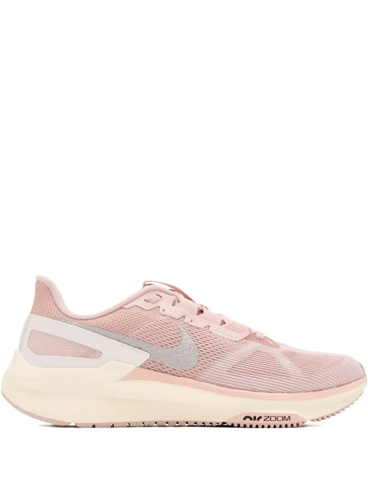 Nike Structure 25