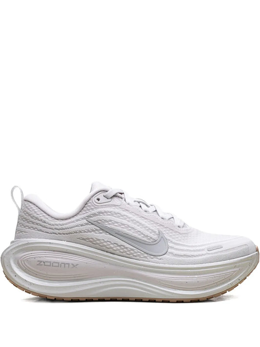Nike Vomero Plus Sneakers